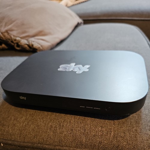 Sky hub er115 broadband - sky,