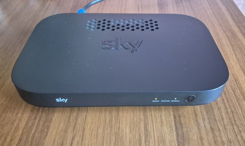 Sky hub router wifi - sky,