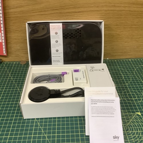 Sky hub wifi - q, unused
