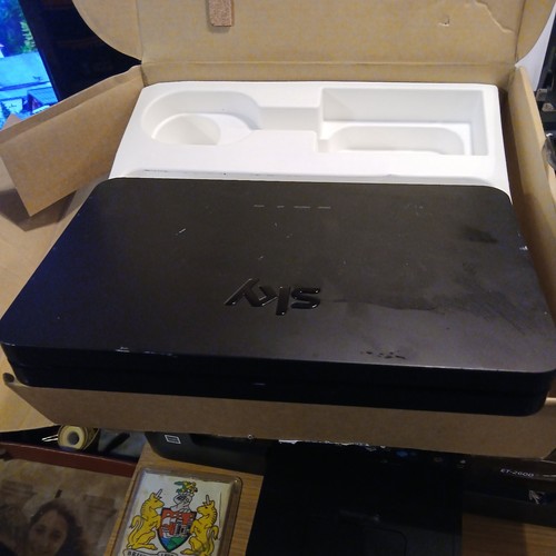 Sky broadband router - broadband,