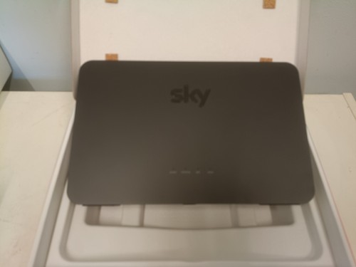 Sky broadband hub - q, router