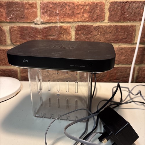Sky hub wireless router - q,